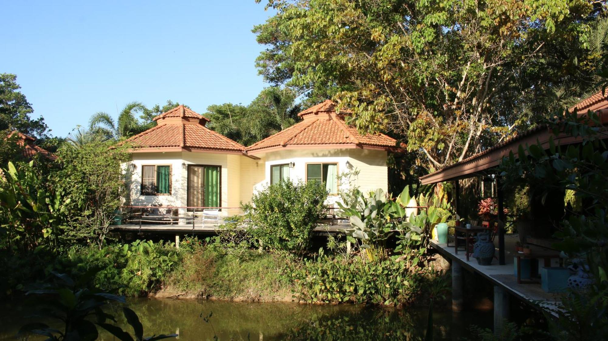 Navari Homestay Районг Екстер'єр фото